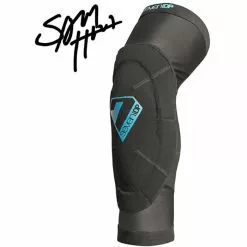 7 IDP Sam Hill Knee Pad