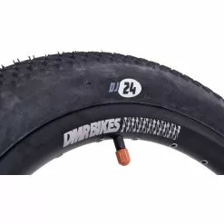 DMR DJ24 Dirt Jump And Street Tyre 8 DMR DJ24 Dirt Jump And Street Tyre -Cykler Salg DMR DJ BLACK TYRE DETAIL 1 4