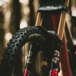 Goodyear Newton Trail Tubeless Front MTB Tyre Black 2.5" 27 -Cykler Salg Goodyear Newton Trail Tubeless Front MTB Tyre Tyres Black GR 015 64 622 V002 R 3