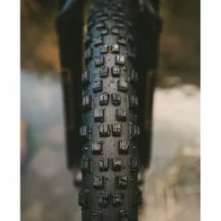 Goodyear Newton Trail Tubeless Front MTB Tyre Black 2.5" 27 -Cykler Salg Goodyear Newton Trail Tubeless Front MTB Tyre Tyres Black GR 015 64 622 V002 R 4