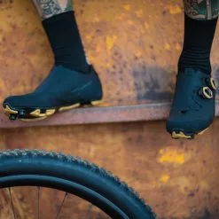 Northwave Extreme XCM 3 MTB Shoes -Cykler Salg Northwave Extreme XCM 3 MTB Shoes Cycling Shoes Black Honey 2022 NWS80222011 18 40 1