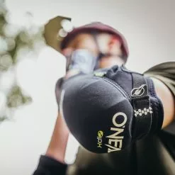 O'Neal Dirt Elbow Guard 14 O'Neal Dirt Elbow Guard -Cykler Salg O Neal Dirt Elbow Guard Elbow Pads Black SS23 ONEP2300S 3